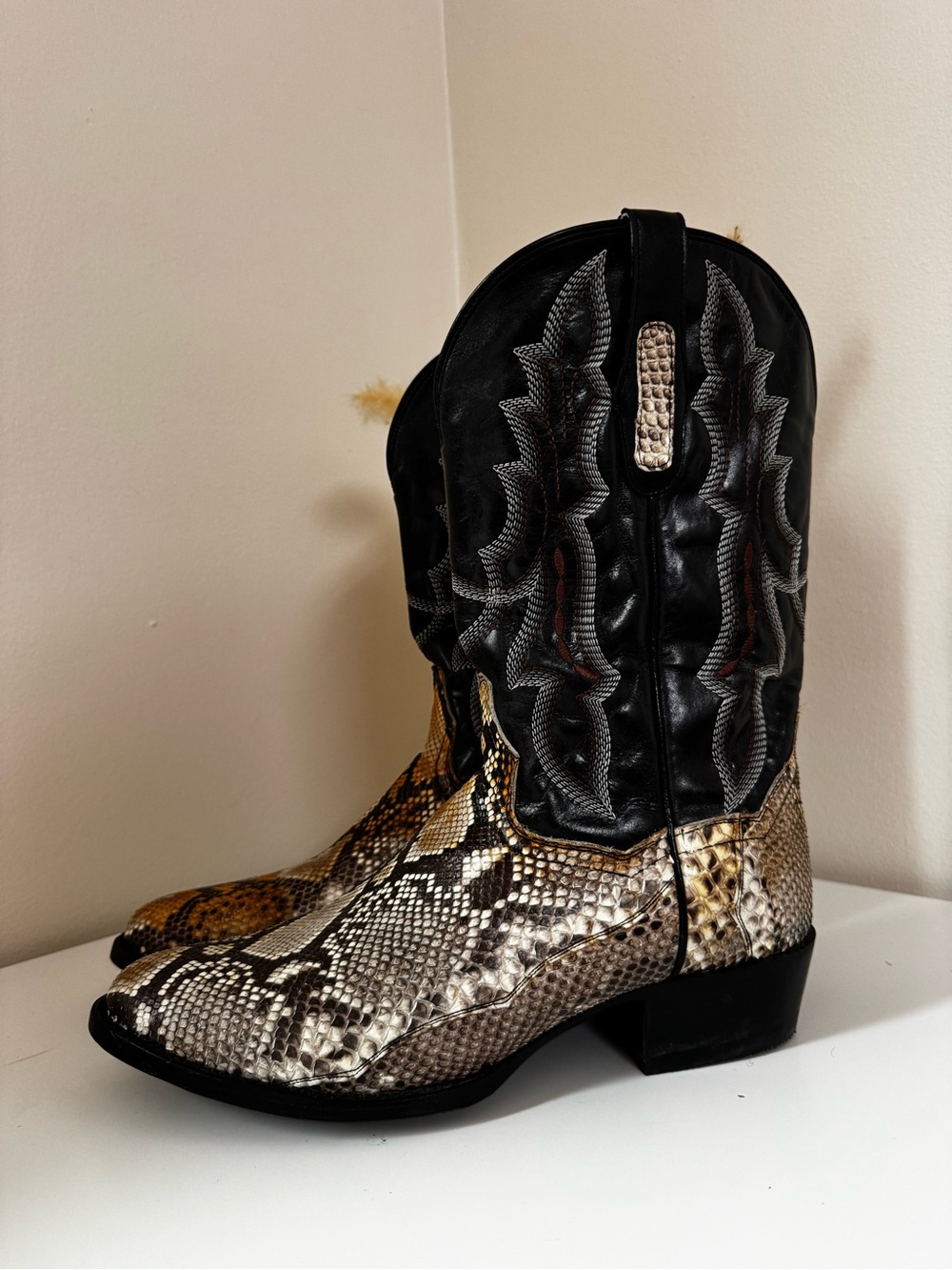 Dan Post Exotic Python Leather Cowboy Boots – Men’s US 10.5 D - Picture 7 of 14